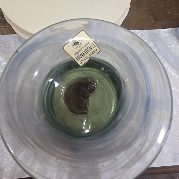 Elegant Green and Blue Handblown Glass Vase, Vintage - Picture 4 of 5